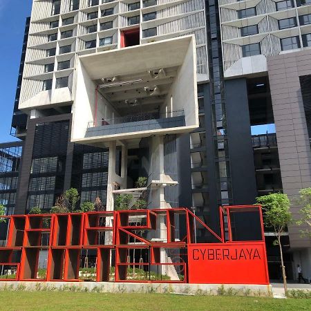 Tamarind Suites Cosy Studio سيبرجايا المظهر الخارجي الصورة